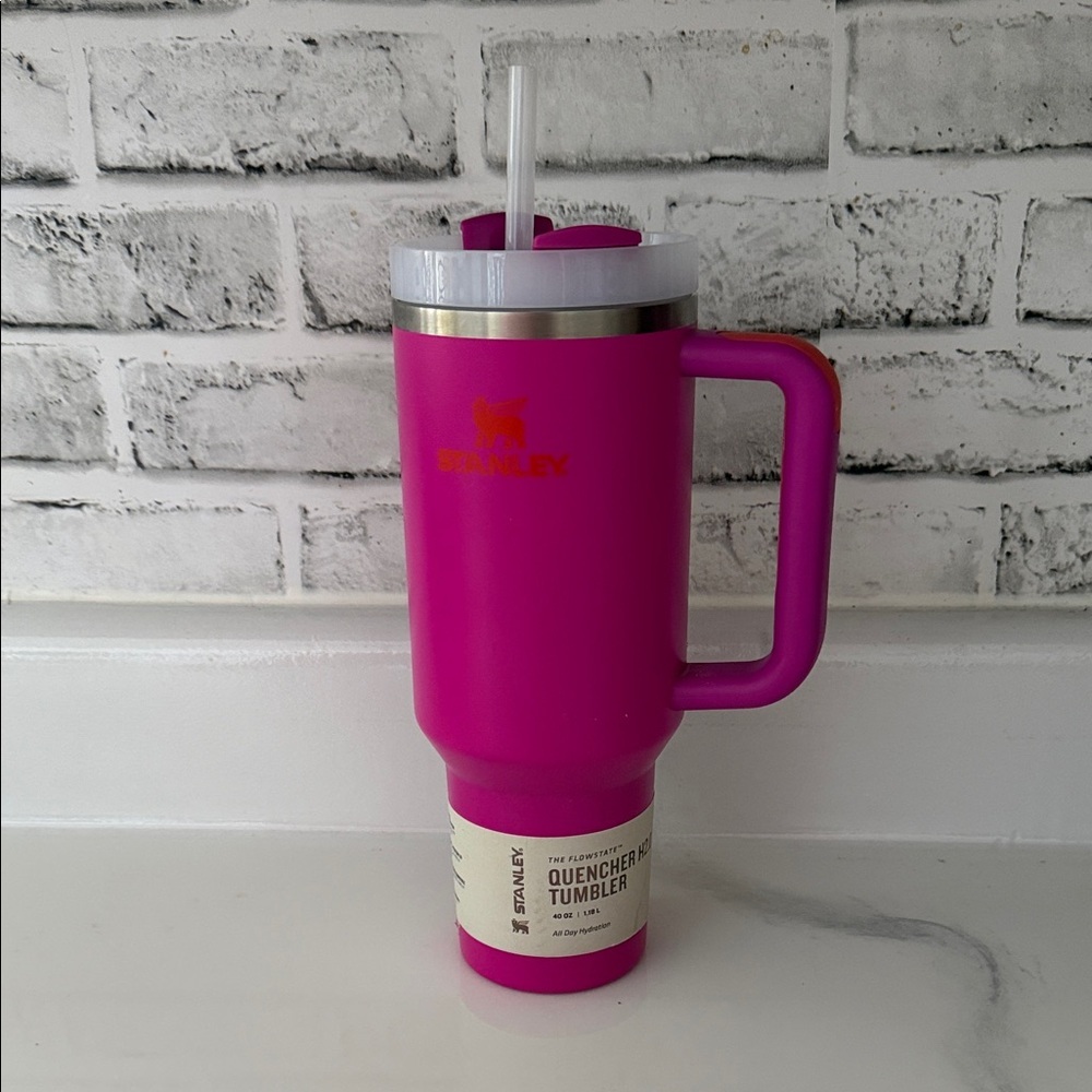 Stanley Quencher H2.0 40 oz Tumbler Vivid Violet - Picture 3 of 9
